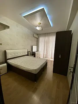 Kirayə verilir 3 otaqlı mənzil 87 m²