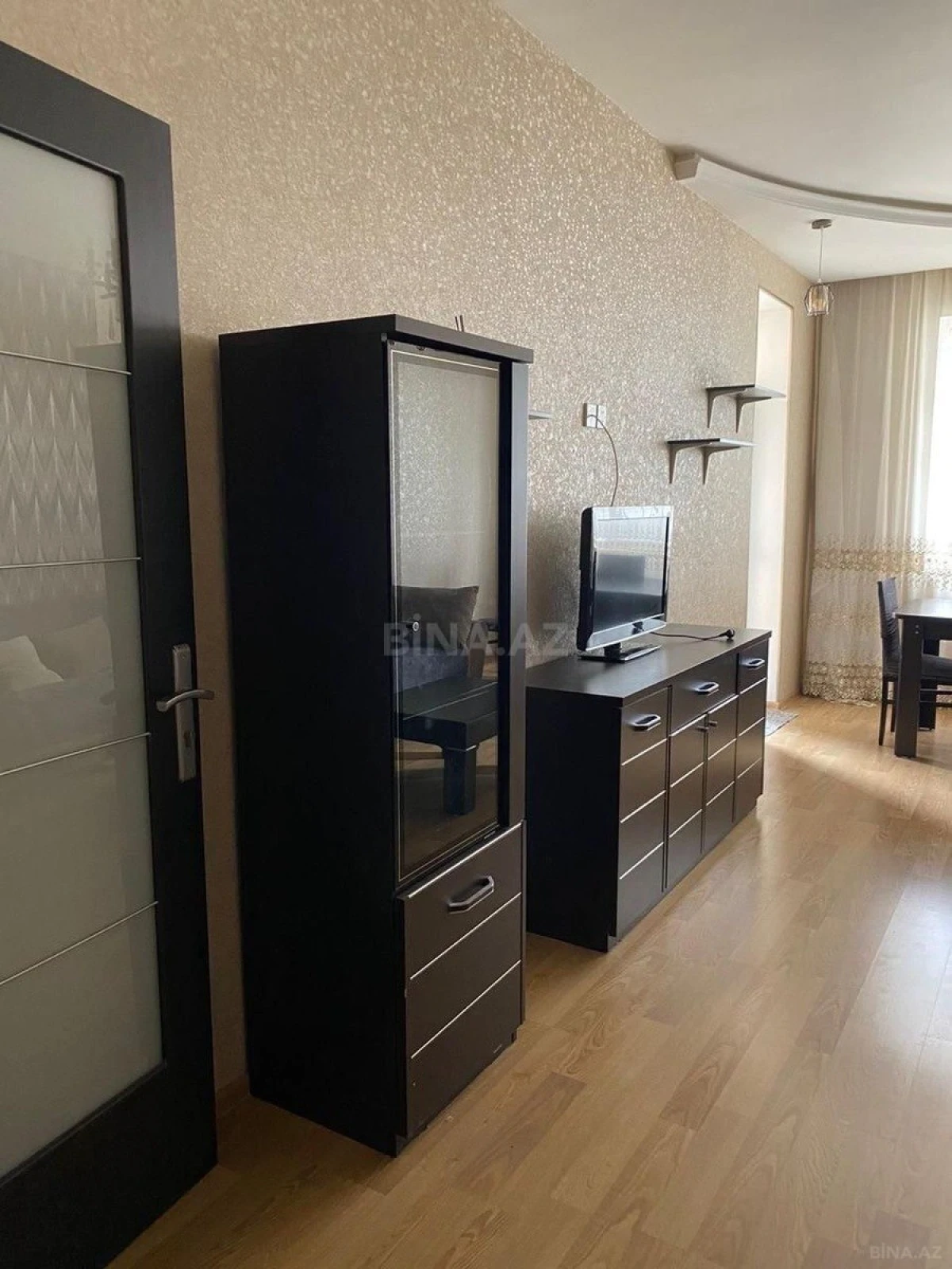 Kirayə verilir 3 otaqlı mənzil 87 m²
