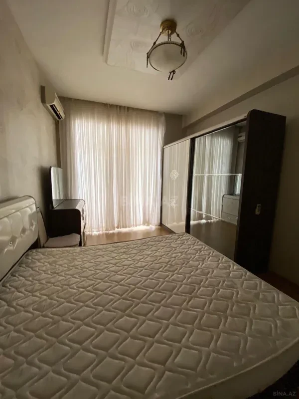 Kirayə verilir 3 otaqlı mənzil 87 m²