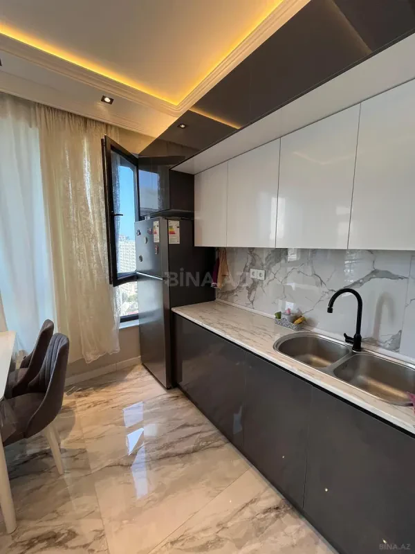 Kirayə verilir 3 otaqlı mənzil 110 m²