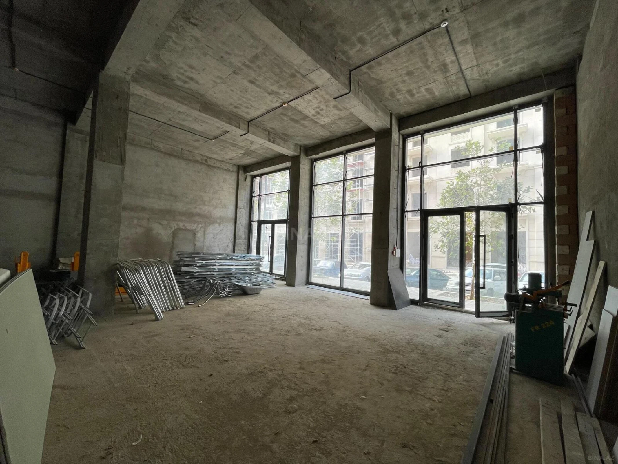 Kirayə verilir 1 otaqlı mənzil 770 m²