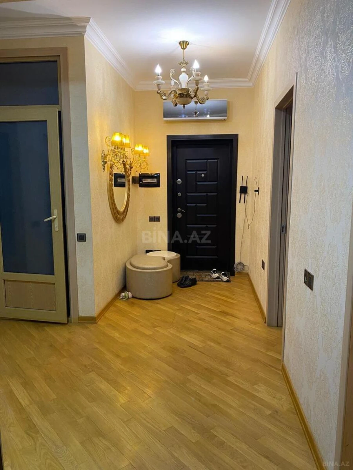 Satılır 3 otaqlı mənzil 120 m²