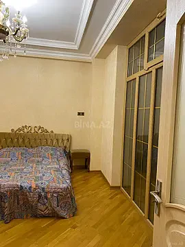 Satılır 3 otaqlı mənzil 120 m²