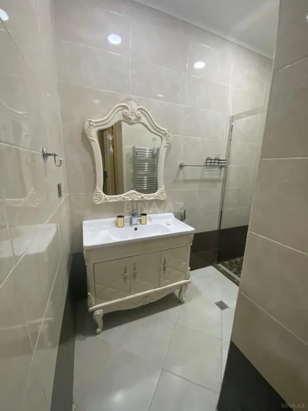 Satılır 3 otaqlı mənzil 120 m²