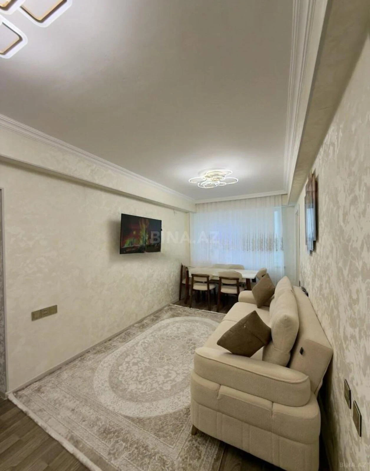 Satılır 3 otaqlı mənzil 82 m²