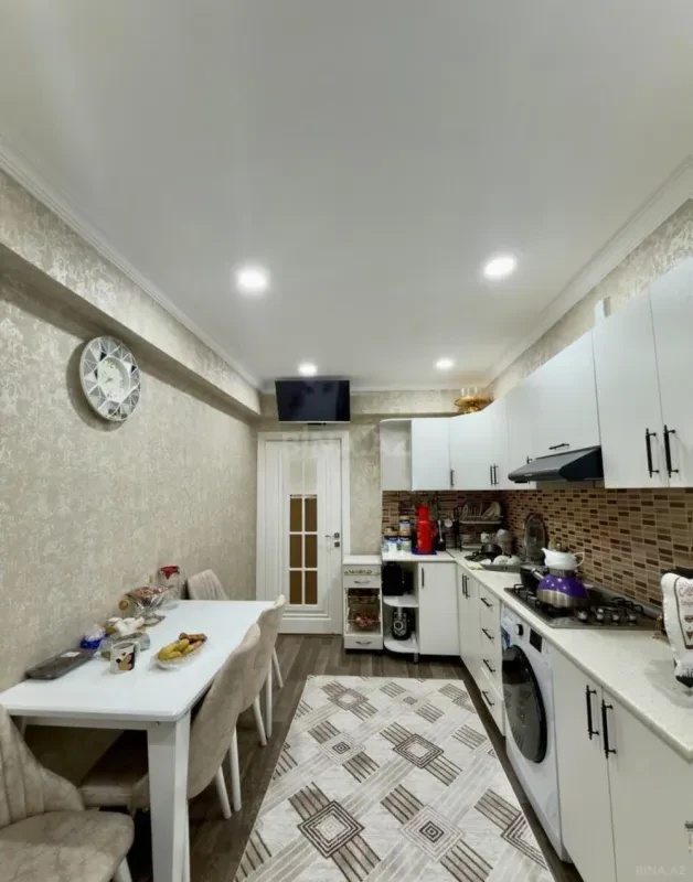 Satılır 3 otaqlı mənzil 82 m²