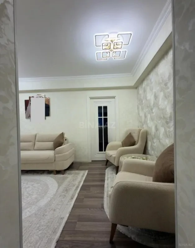 Satılır 3 otaqlı mənzil 82 m²