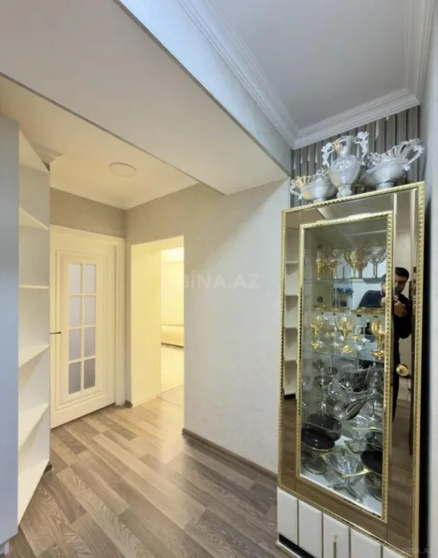 Satılır 3 otaqlı mənzil 82 m²