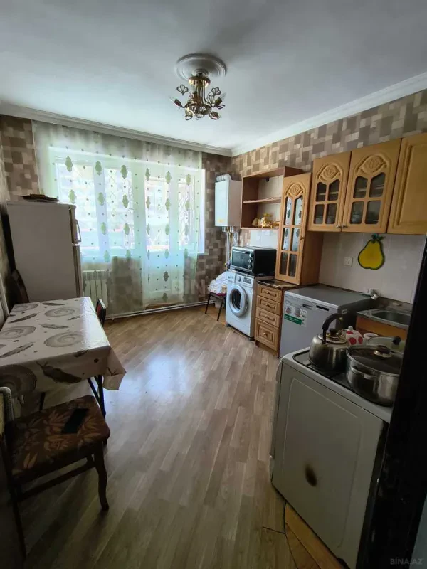 Kirayə verilir 2 otaqlı mənzil 60 m²