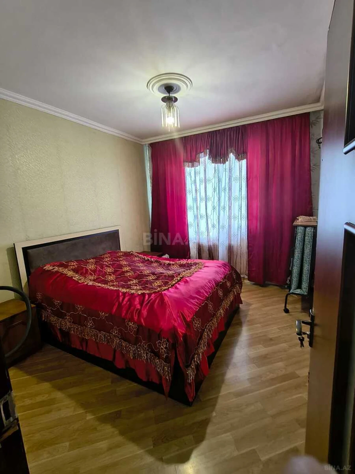 Kirayə verilir 2 otaqlı mənzil 60 m²