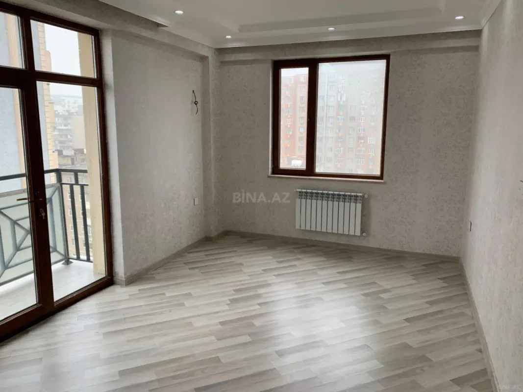 Satılır 3 otaqlı mənzil 81 m²