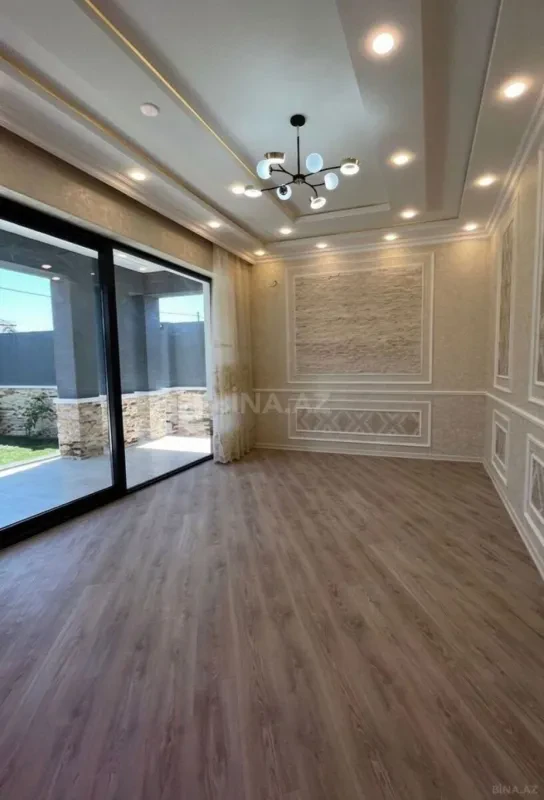 Satılır 4 otaqlı həyət evi 250 m²