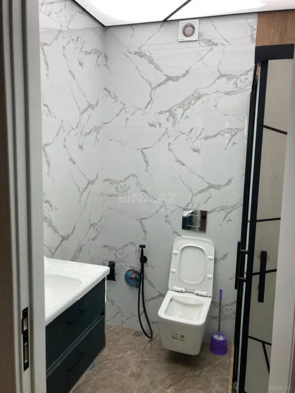 Kirayə verilir 3 otaqlı mənzil 142 m²