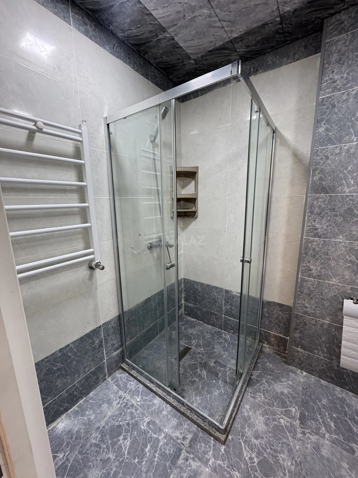 Kirayə verilir 2 otaqlı mənzil 58 m²