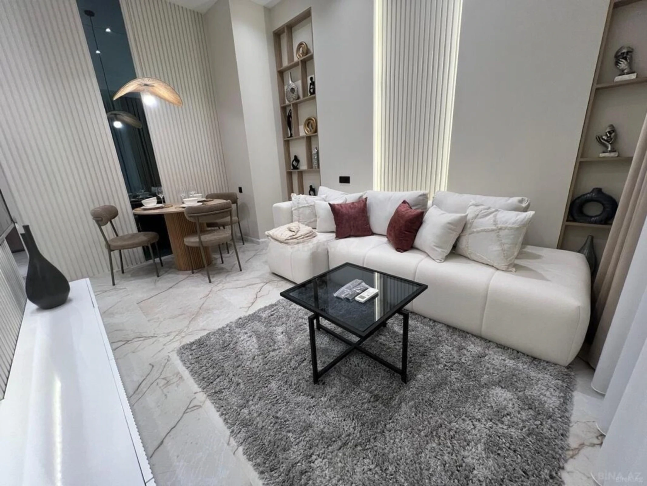 Kirayə verilir 2 otaqlı mənzil 58 m²