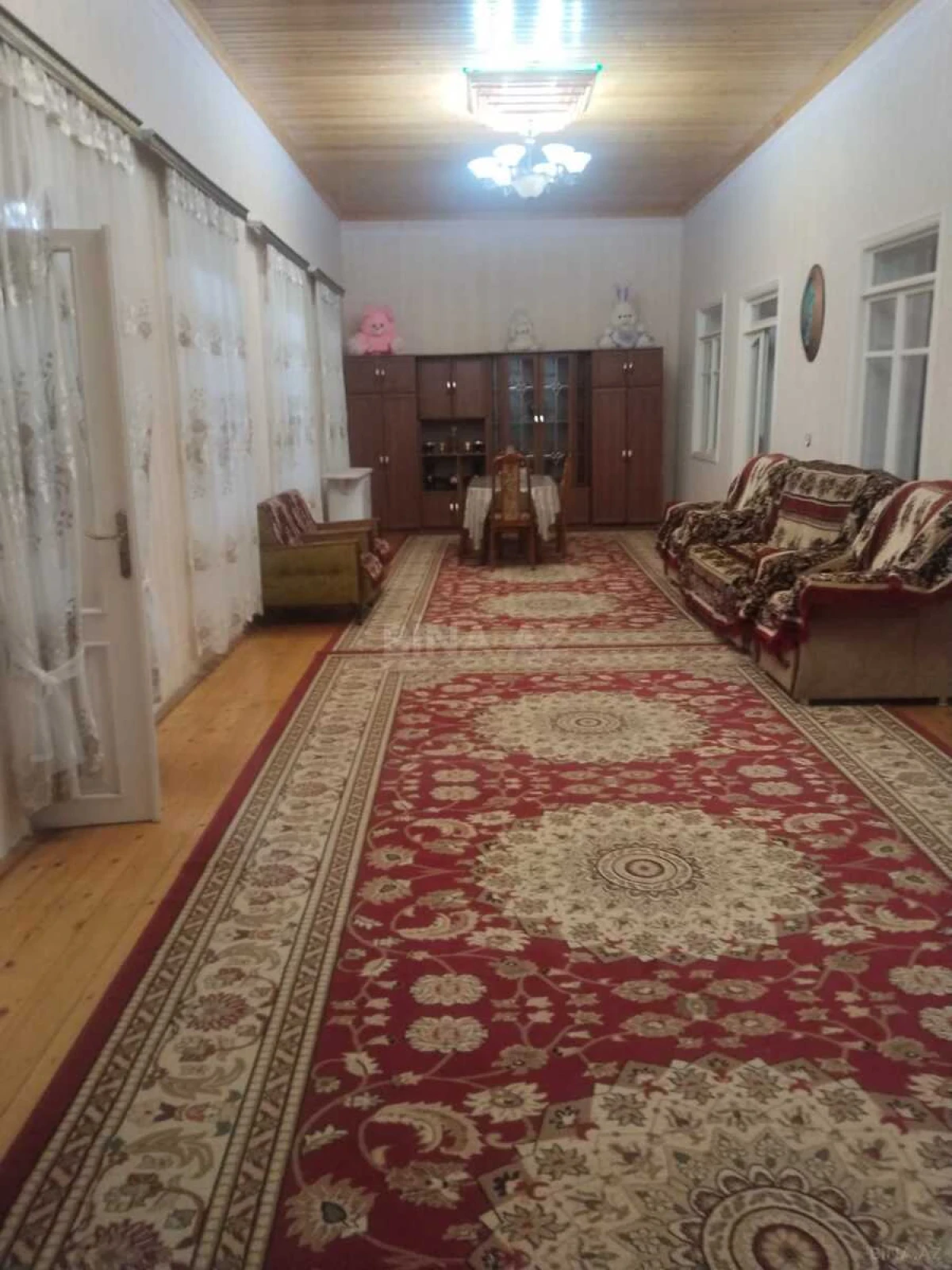 Satılır 4 otaqlı həyət evi 180 m²