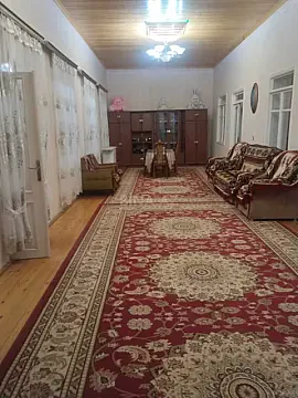 Satılır 4 otaqlı həyət evi 180 m²