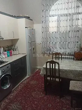 Satılır 4 otaqlı həyət evi 180 m²