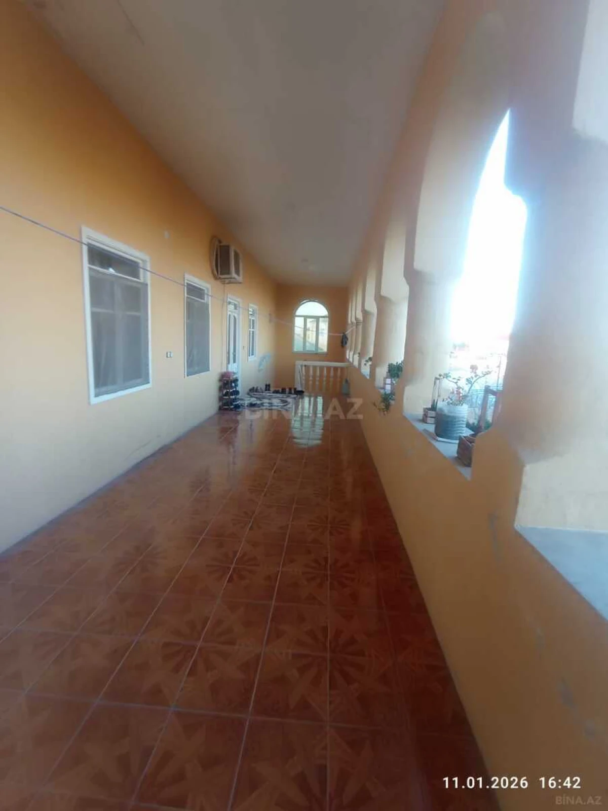 Satılır 4 otaqlı həyət evi 180 m²