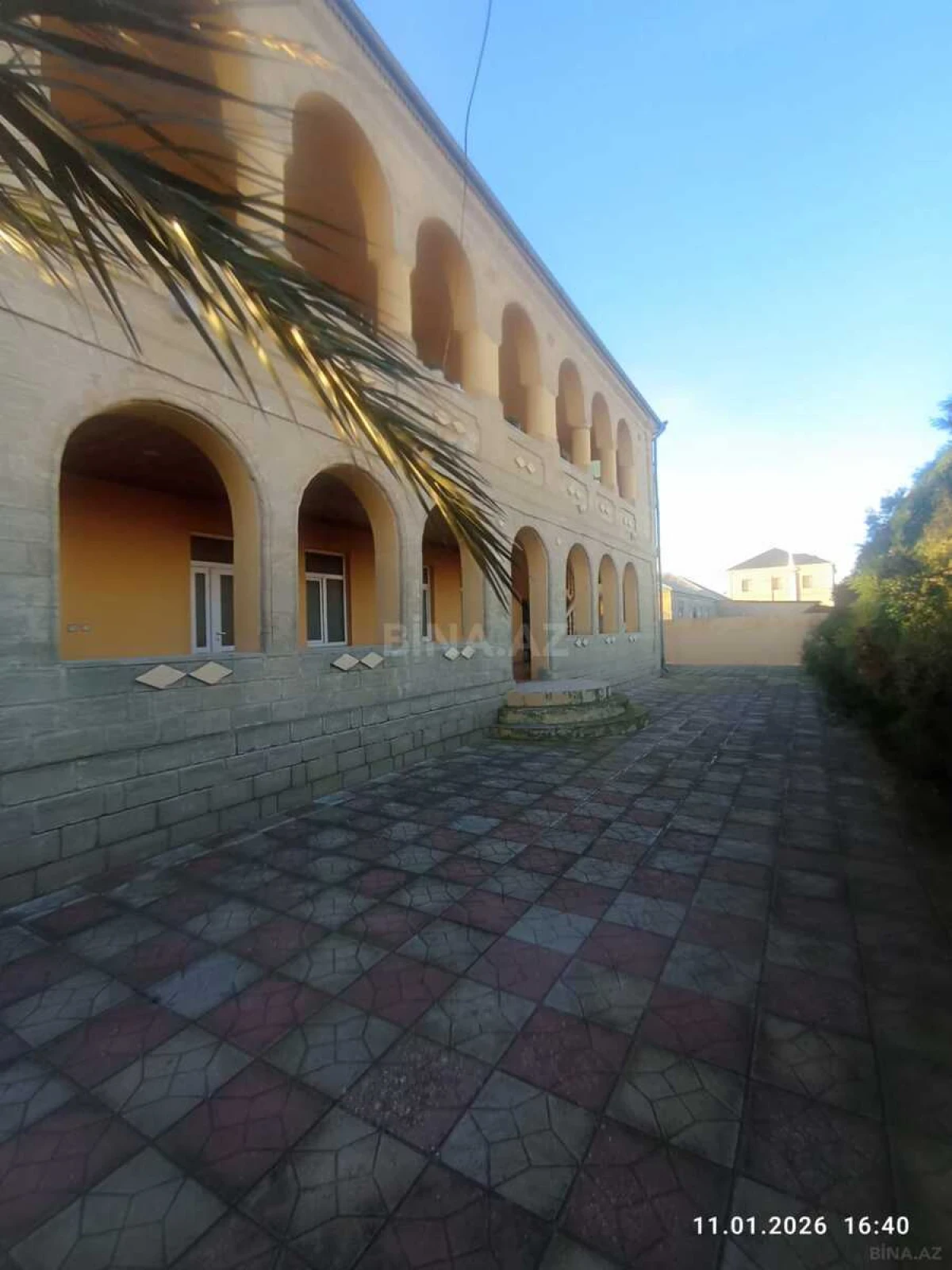 Satılır 4 otaqlı həyət evi 180 m²