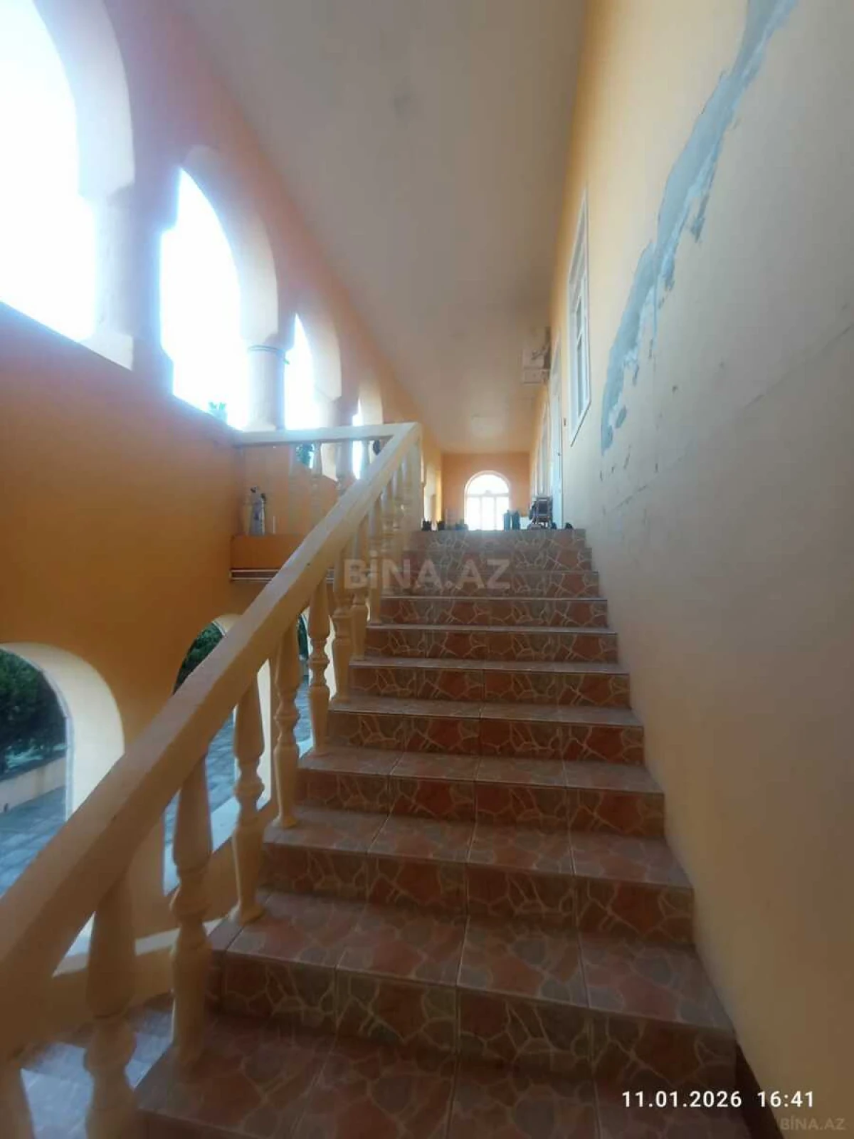 Satılır 4 otaqlı həyət evi 180 m²