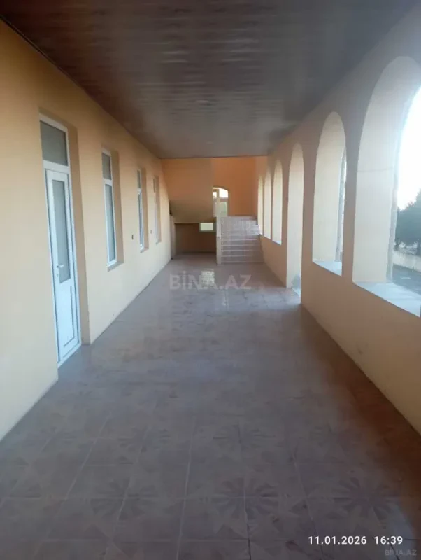 Satılır 4 otaqlı həyət evi 180 m²