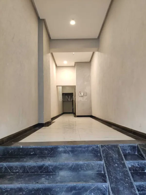 Satılır 1 otaqlı mənzil 78 m²