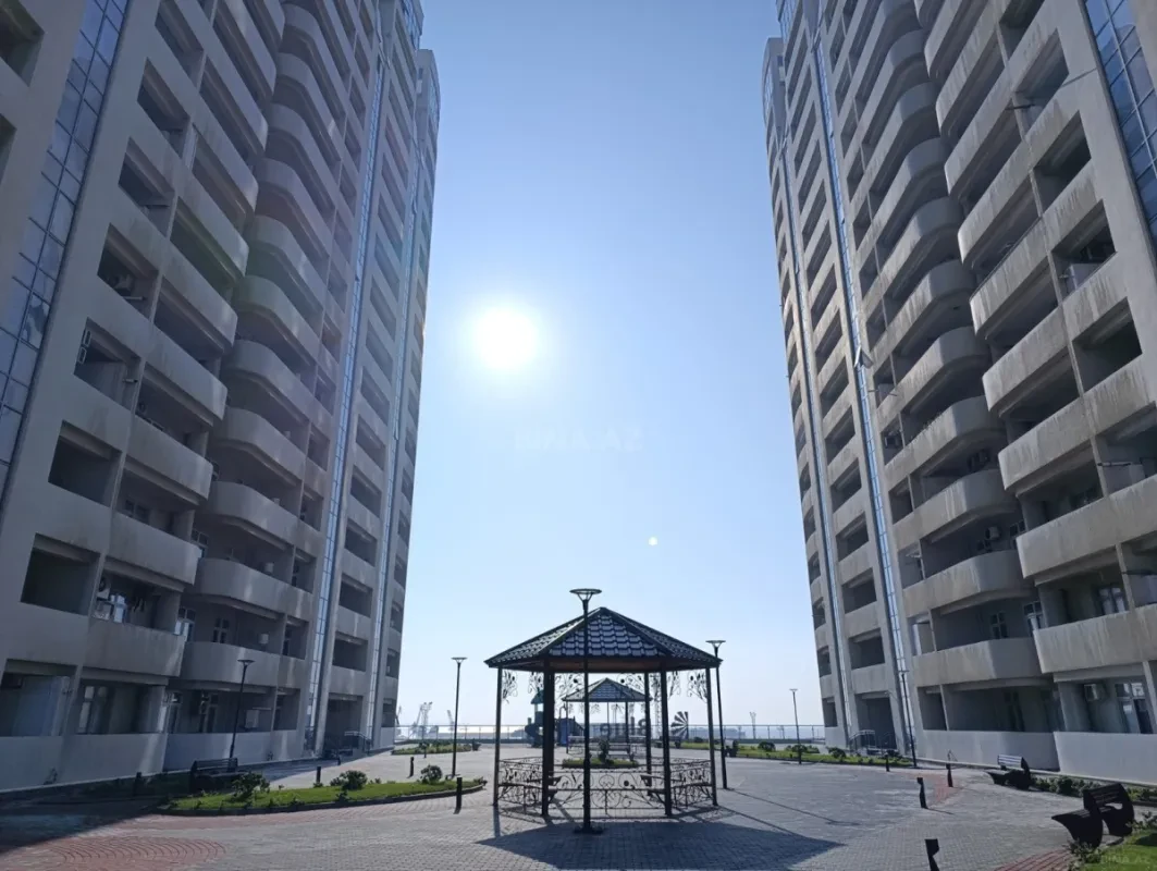 Satılır 1 otaqlı mənzil 78 m²