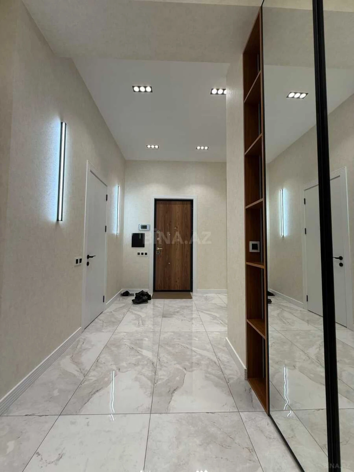 Kirayə verilir 2 otaqlı mənzil 100 m²