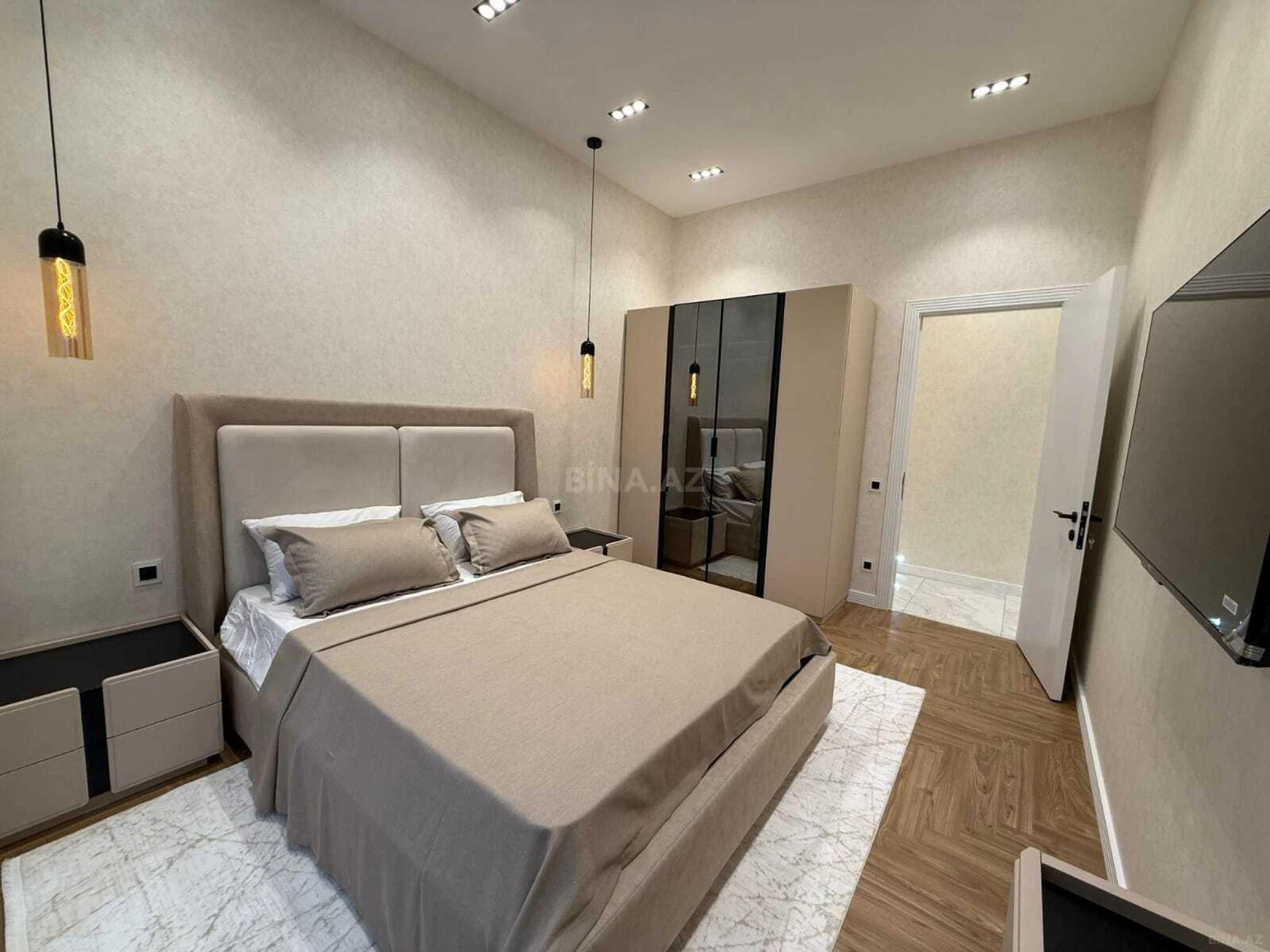 Kirayə verilir 2 otaqlı mənzil 100 m²