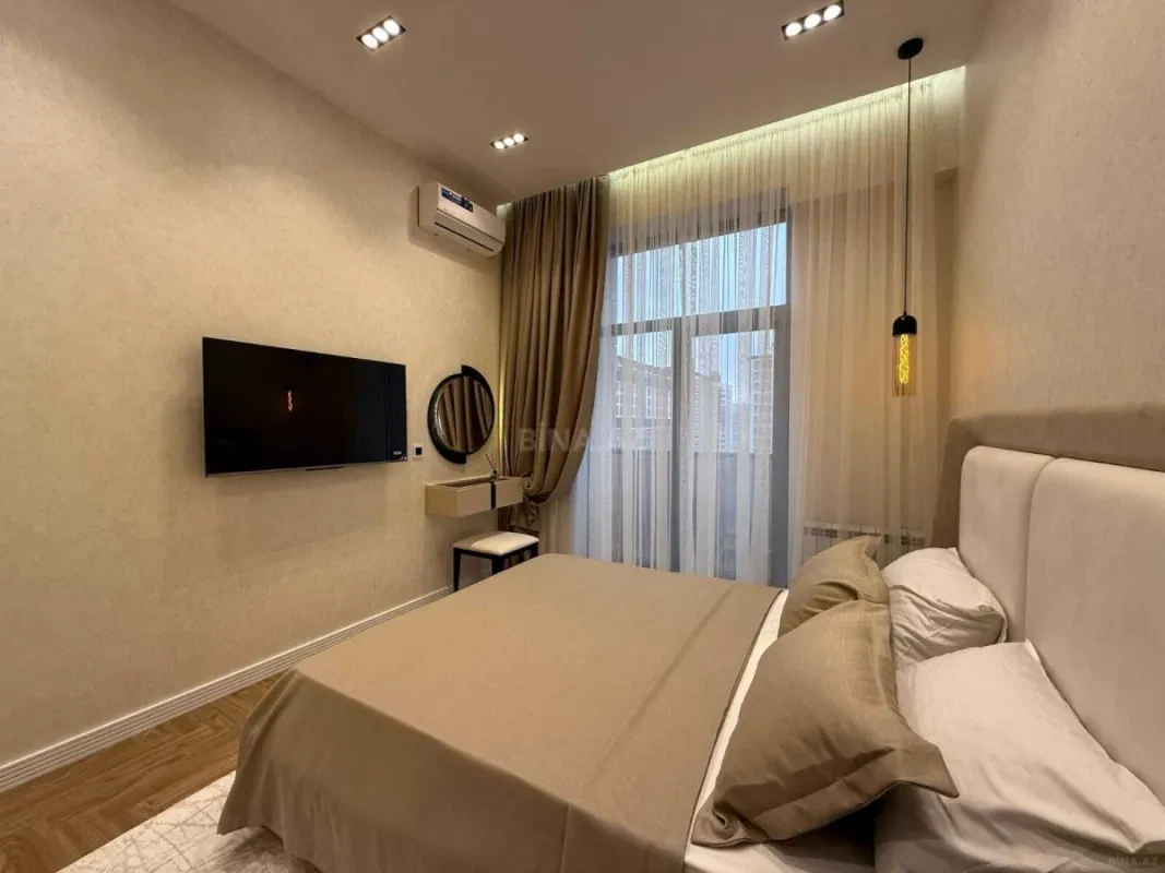 Kirayə verilir 2 otaqlı mənzil 100 m²