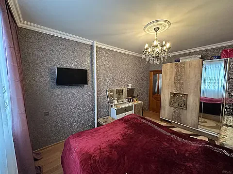 Satılır 3 otaqlı mənzil 75 m²