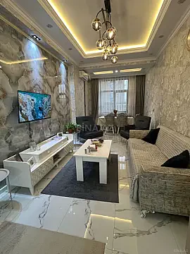 Kirayə verilir 3 otaqlı mənzil 120 m² — Bakı 3 otaq 120.00 m²