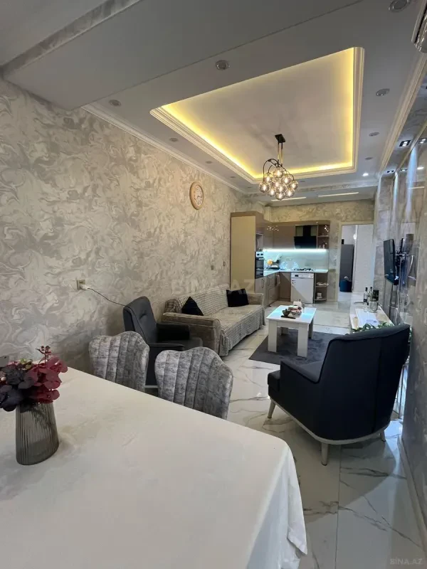 Kirayə verilir 3 otaqlı mənzil 120 m²