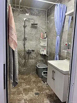 Satılır 2 otaqlı mənzil 70 m²