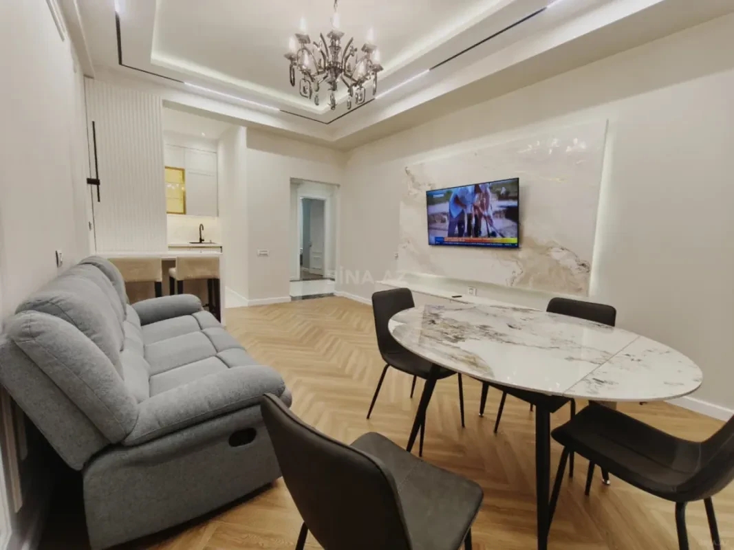 Kirayə verilir 3 otaqlı mənzil 115 m²