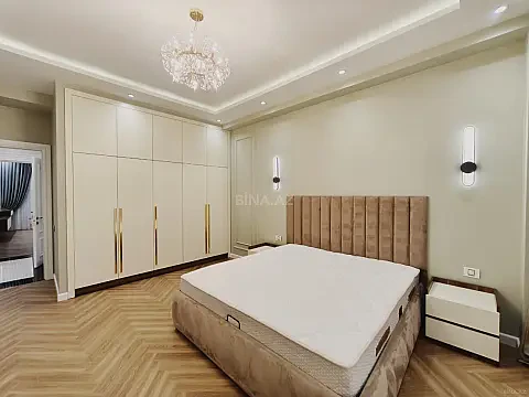 Kirayə verilir 3 otaqlı mənzil 115 m²