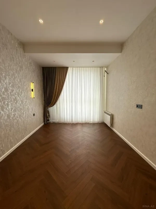 Satılır 3 otaqlı mənzil 97 m²