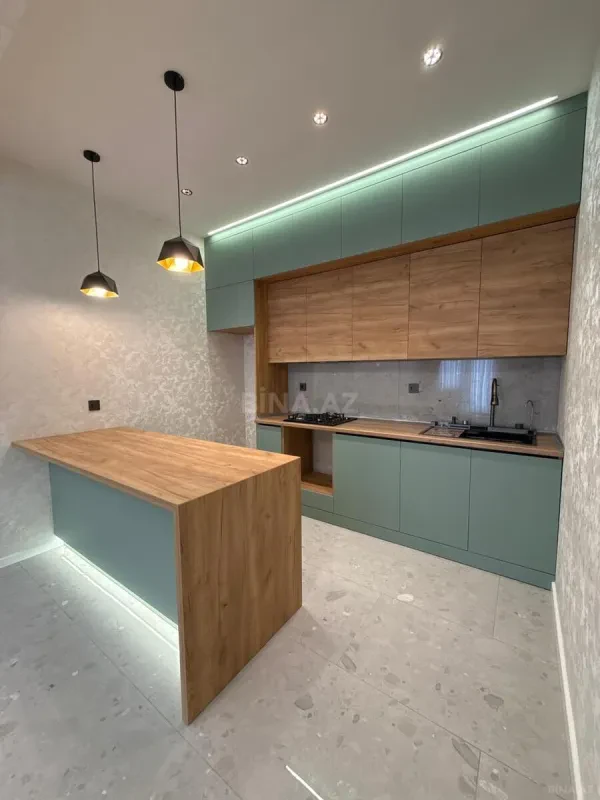 Satılır 3 otaqlı mənzil 97 m²