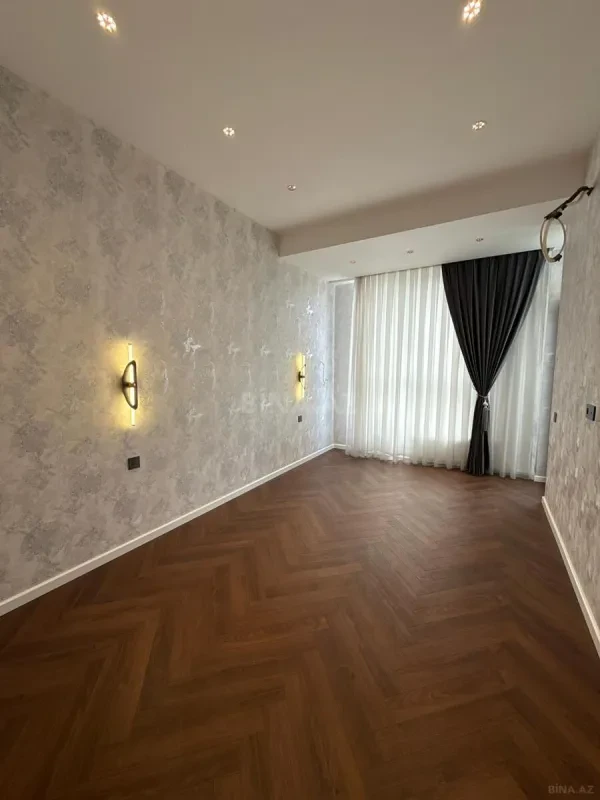 Satılır 3 otaqlı mənzil 97 m²