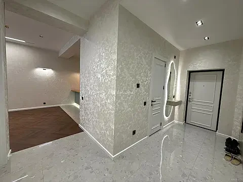 Satılır 3 otaqlı mənzil 97 m²