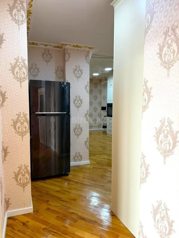 Satılır 3 otaqlı mənzil 100 m²
