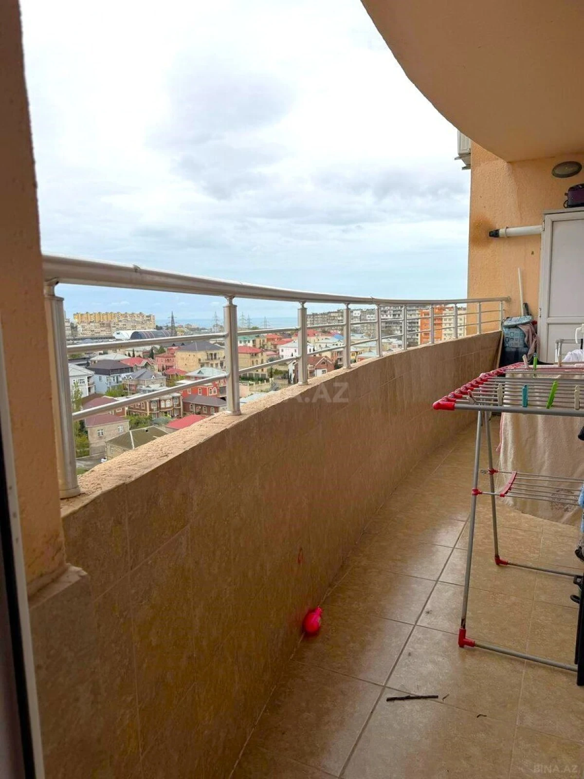 Satılır 3 otaqlı mənzil 100 m²