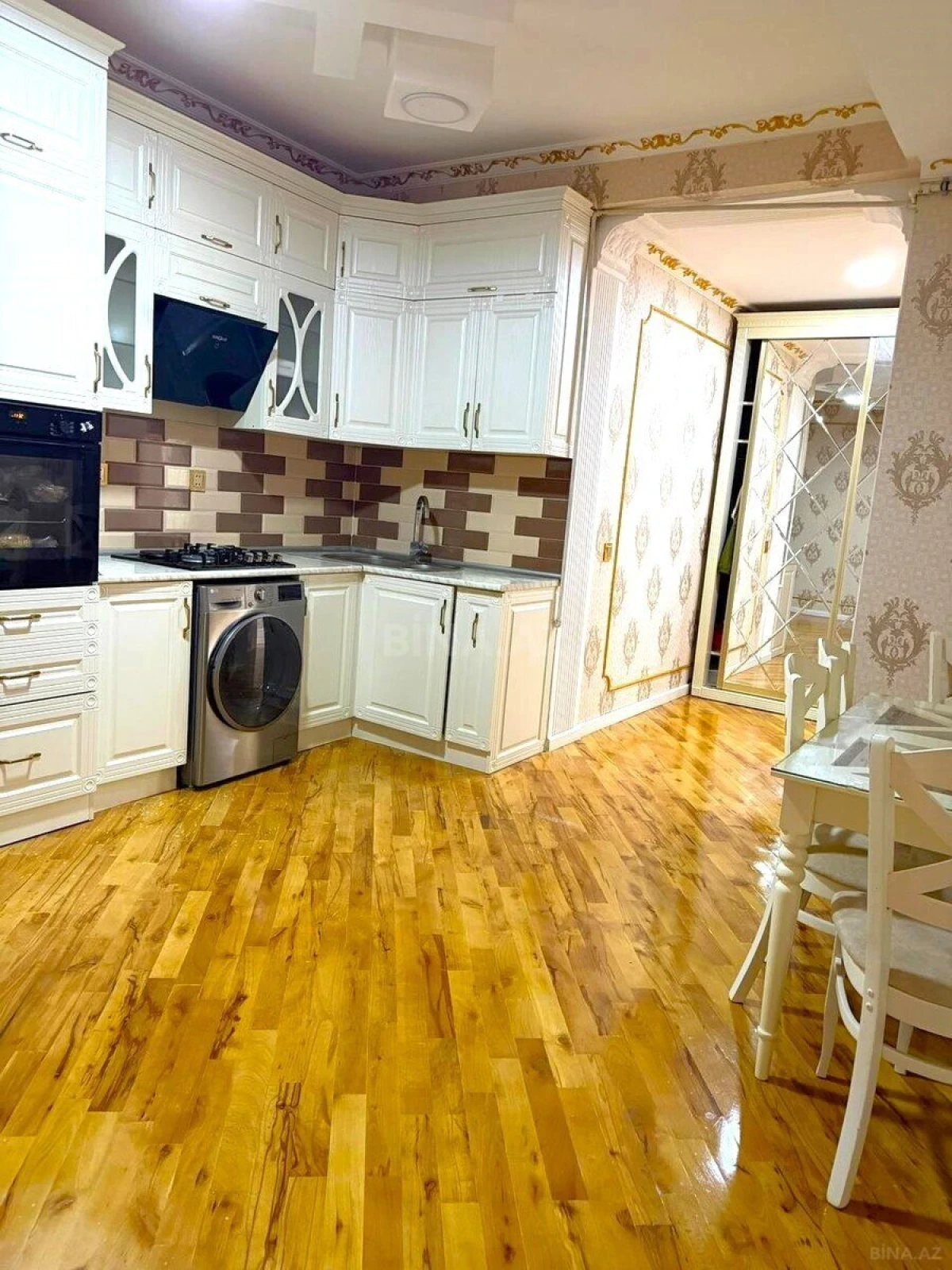 Satılır 3 otaqlı mənzil 100 m²