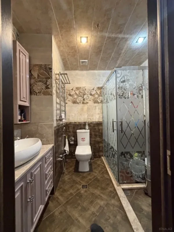 Satılır 2 otaqlı mənzil 110 m²