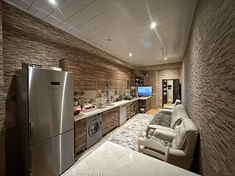 Satılır 2 otaqlı mənzil 110 m²