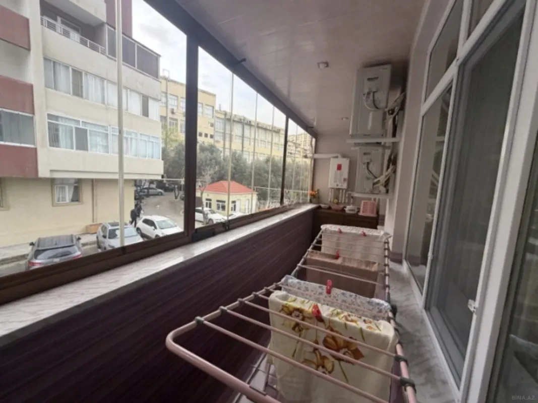 Satılır 2 otaqlı mənzil 110 m²