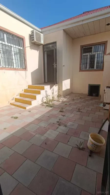 Kirayə verilir 2 otaqlı həyət evi 60 m²