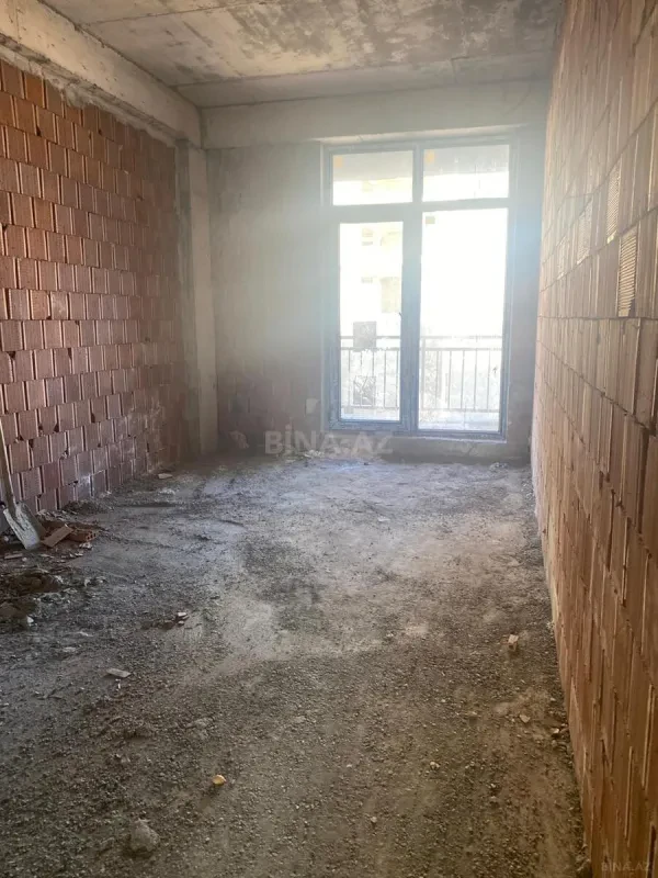 Satılır 2 otaqlı mənzil 133.1 m²
