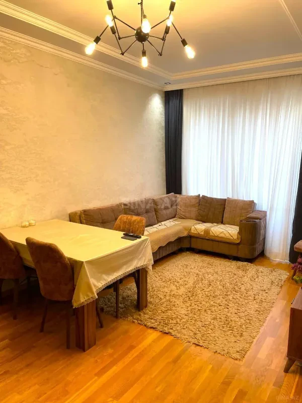 Satılır 3 otaqlı mənzil 70 m²